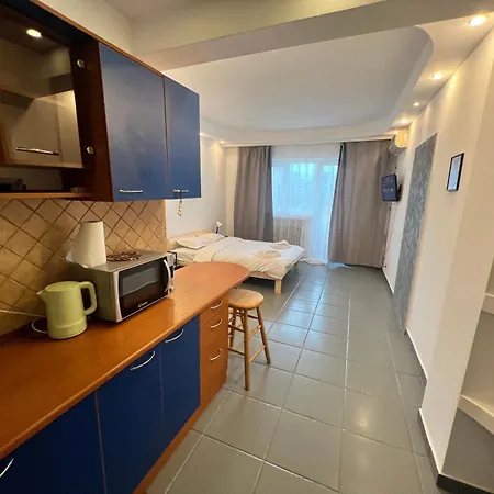 Calderon Cozy Balcony