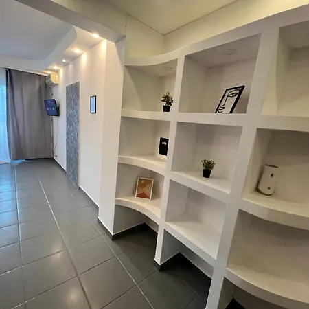 Calderon Cozy Balcony דירה
